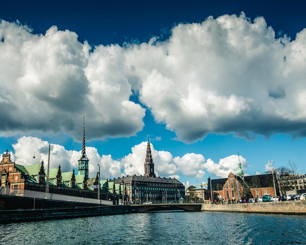 Copenhagen - Copenhagen Skyline Wallpaper #1 1280 x 1024 