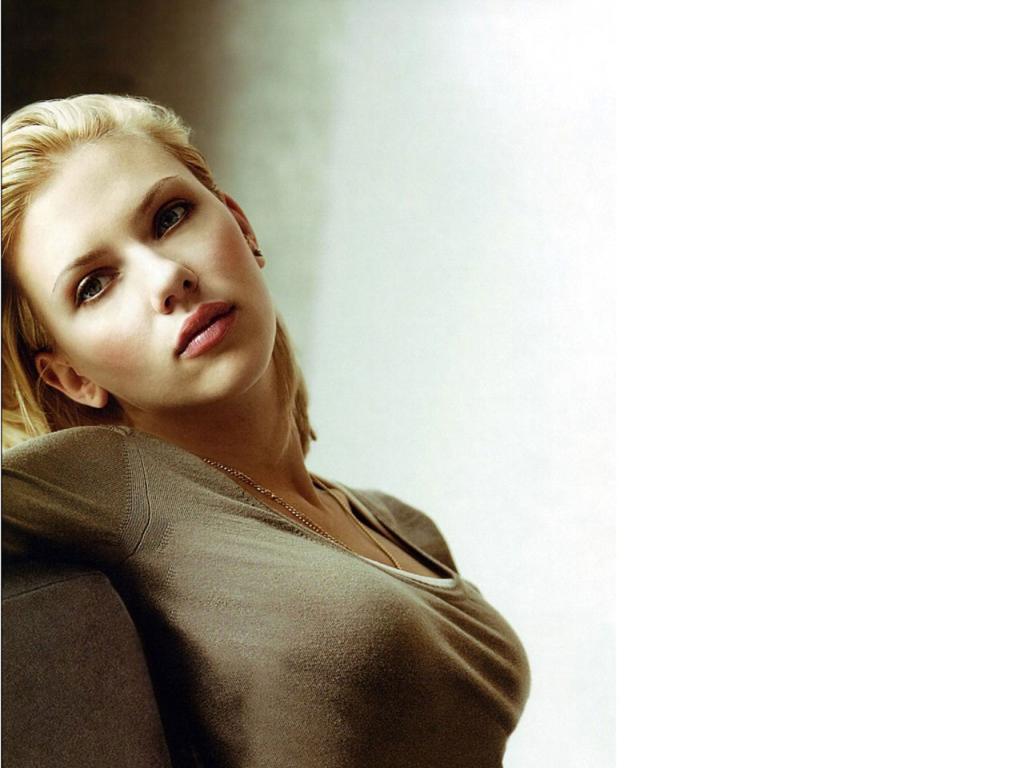 Scarlett Johansson -  Wallpaper #1 1024 x 768 
